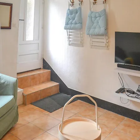 2 Bedroom In *